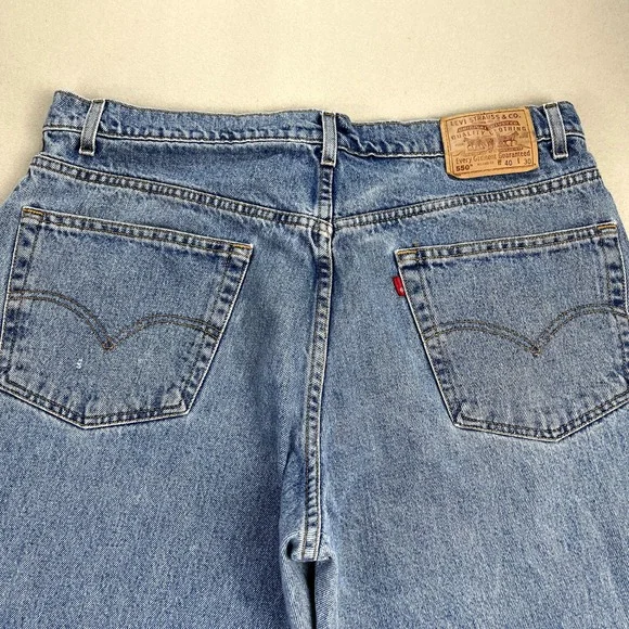 Vintage Levis 550 Jeans Mens 40x30 Blue Denim Relaxed Fit Light Stone Wash 90s - Picture 2 of 14